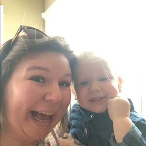 Meet your Posher, Kayla